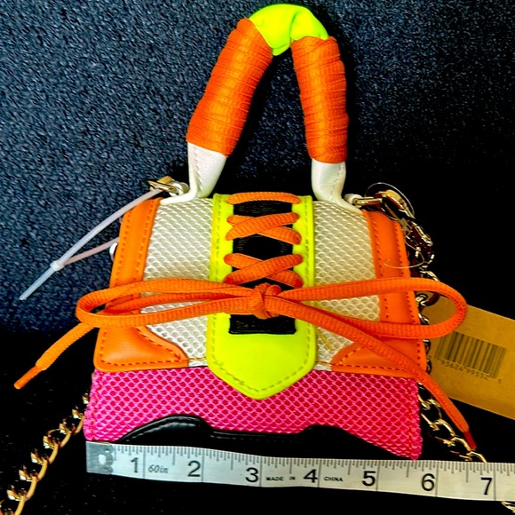 Steve Madden small hand/crossbody. Multi colored. NWT - Picture 1 of 7